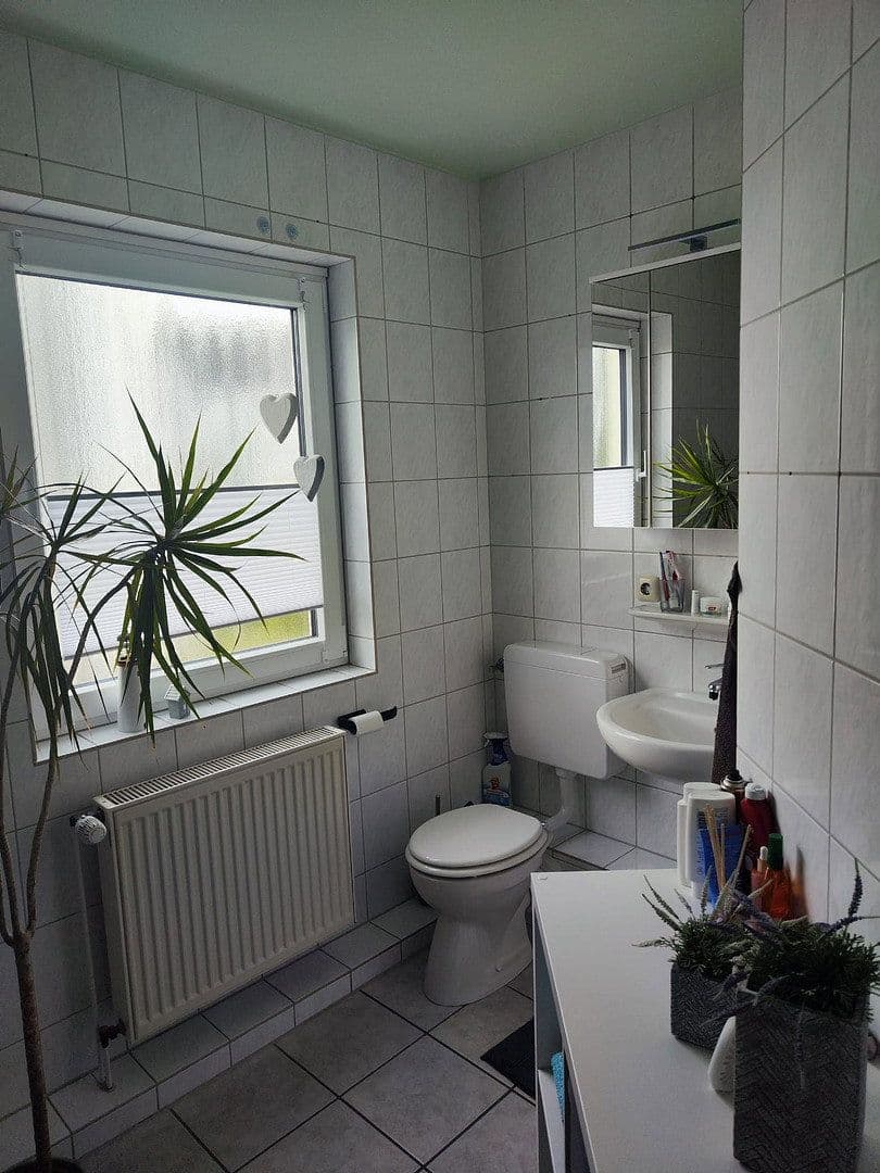 Pronájem bytu 3+1 78 m², Finkenweg 4, Wathlingen, Dolní Sasko Pronájem bytu 3+1 78 m², Finkenweg 4, Wathlingen, Dolní Sasko