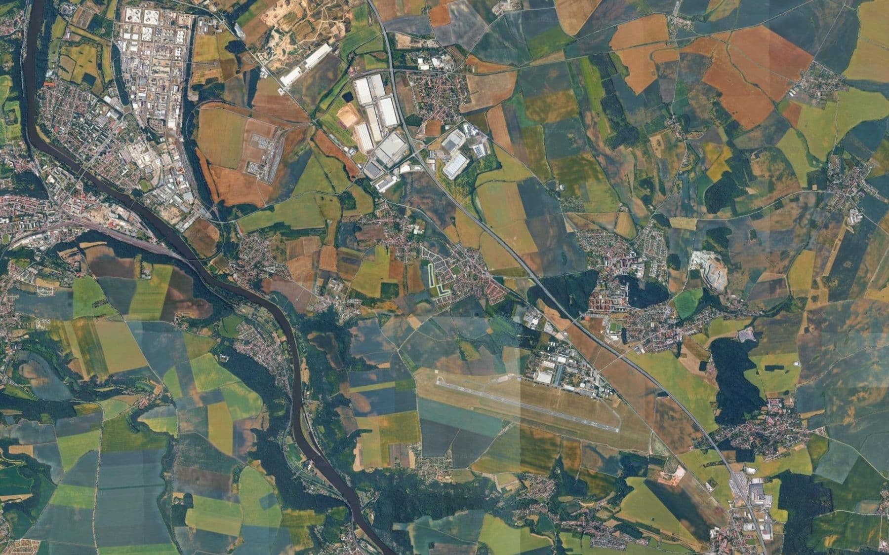 Prodej pozemku 23.384 m², Postřižín, Středočeský kraj Prodej pozemku 23.384 m², Postřižín, Středočeský kraj