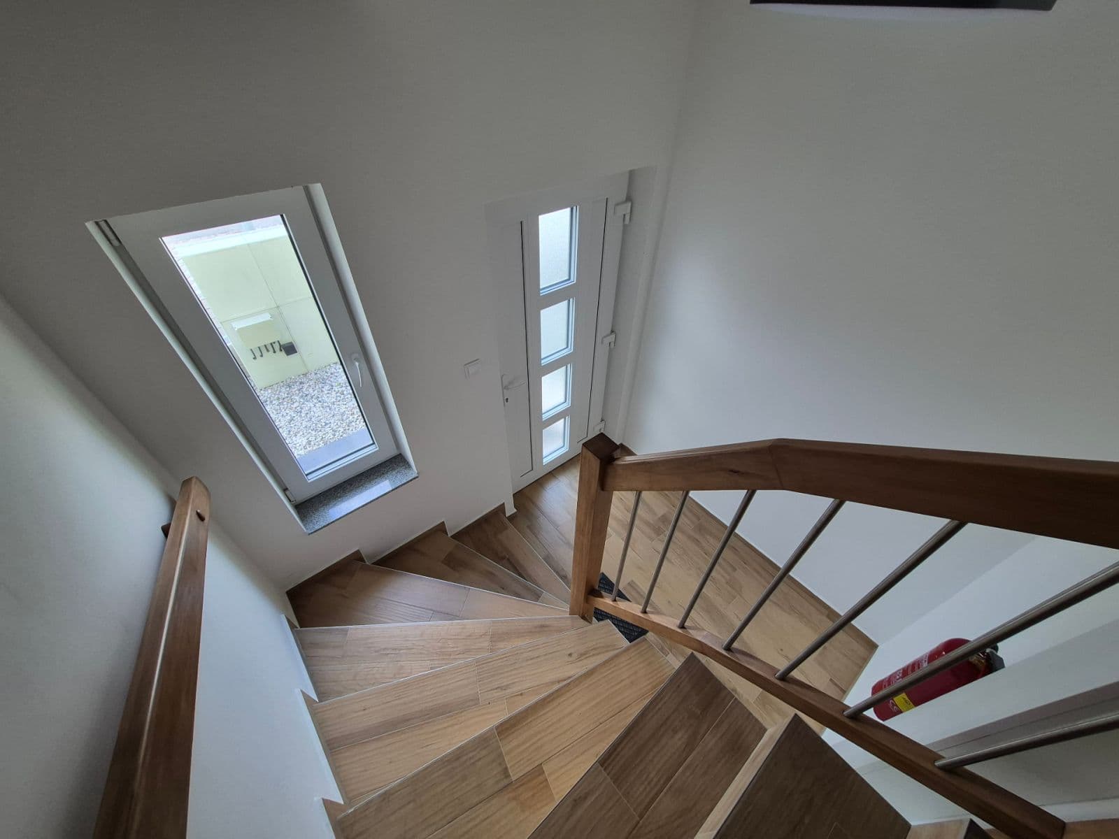 Pronájem bytu 2+kk 45 m², Revoluční, Přeštice, Plzeňský kraj Pronájem bytu 2+kk 45 m², Revoluční, Přeštice, Plzeňský kraj