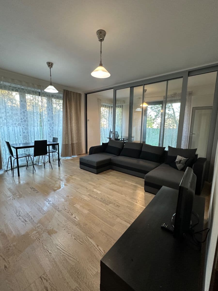 Pronájem bytu 2+1 66 m², Olšanská, Praha, Praha Pronájem bytu 2+1 66 m², Olšanská, Praha, Praha