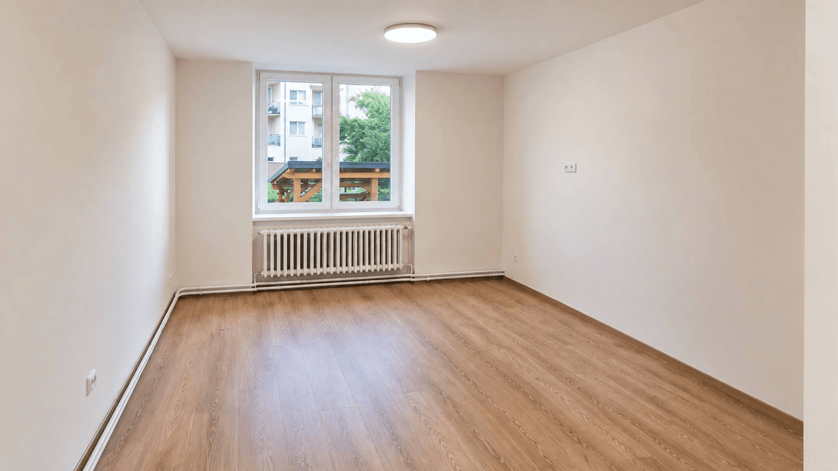 Pronájem bytu 2+kk 38 m², Zvěřinova, Brno, Jihomoravský kraj Pronájem bytu 2+kk 38 m², Zvěřinova, Brno, Jihomoravský kraj