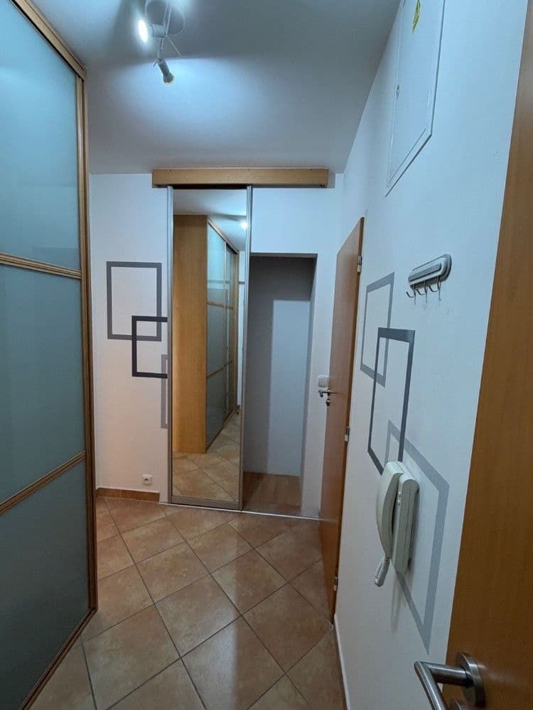 Pronájem bytu 2+kk 45 m², Ginzova, Praha, Praha Pronájem bytu 2+kk 45 m², Ginzova, Praha, Praha