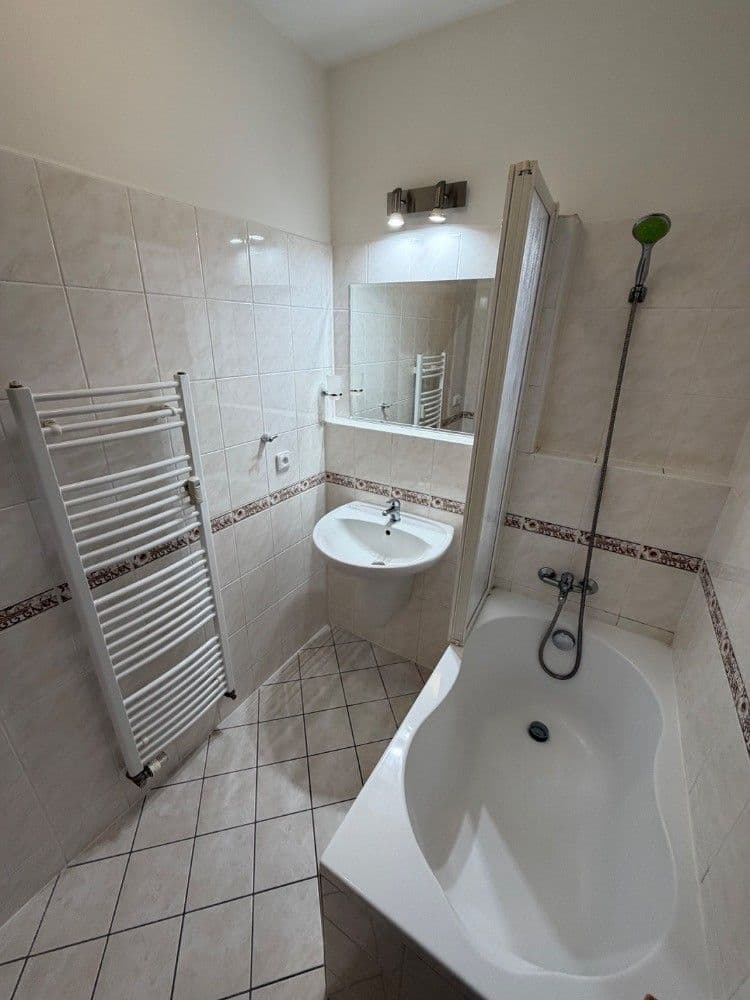 Pronájem bytu 2+kk 45 m², Ginzova, Praha, Praha Pronájem bytu 2+kk 45 m², Ginzova, Praha, Praha