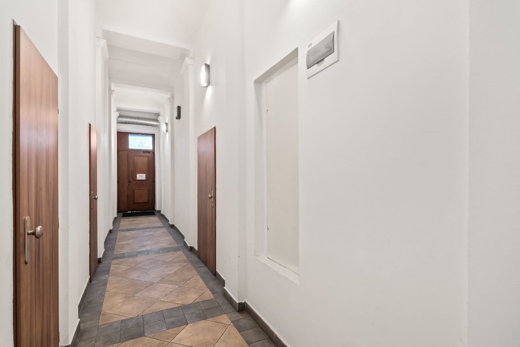 Pronájem bytu 1+1 34 m², Sokolovská, Praha, Praha Pronájem bytu 1+1 34 m², Sokolovská, Praha, Praha