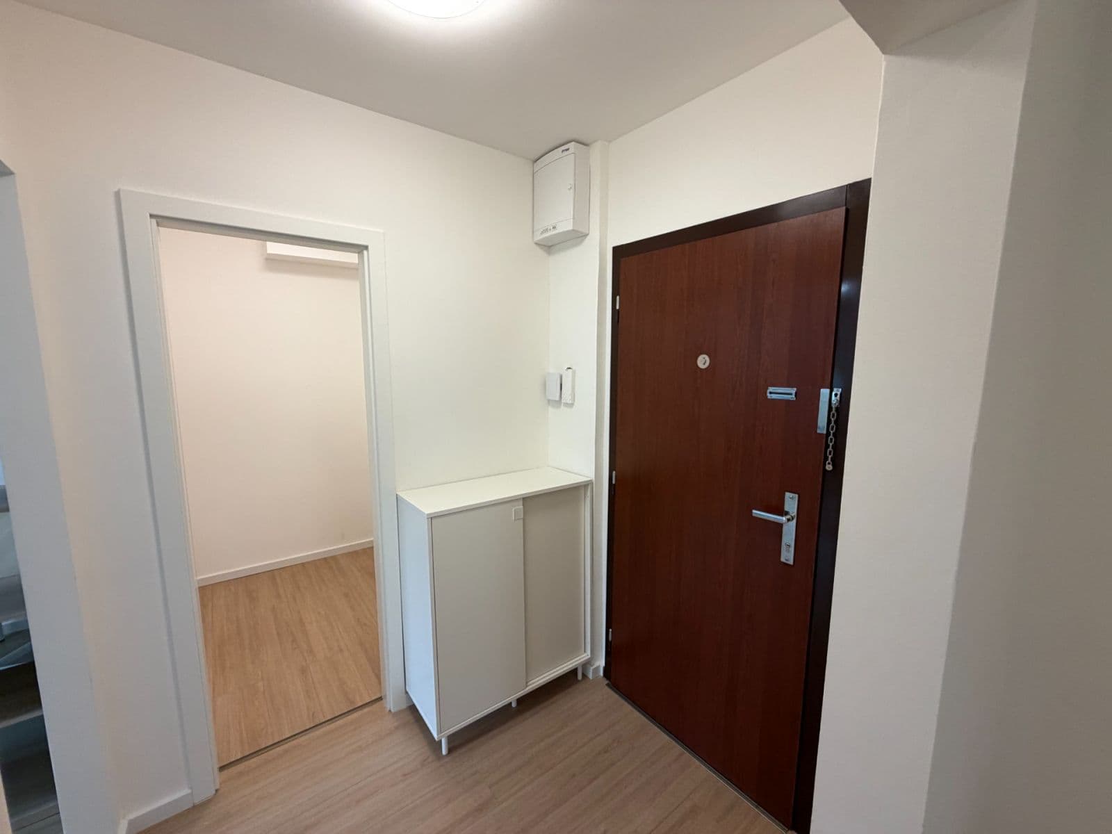 Prodej bytu 3+1 77 m², Horný Šianec, Trenčín, Trenčiansky kraj Prodej bytu 3+1 77 m², Horný Šianec, Trenčín, Trenčiansky kraj