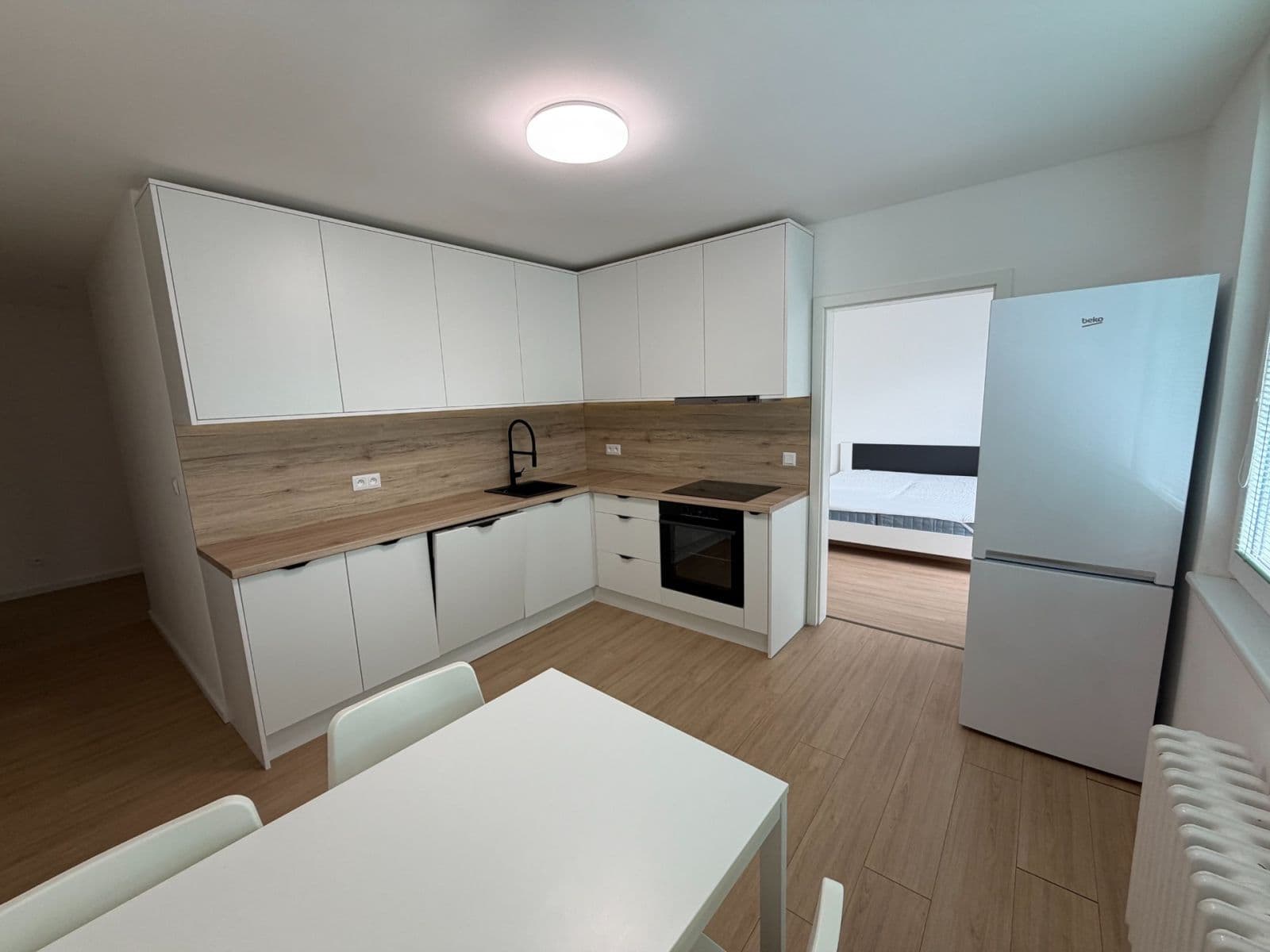 Prodej bytu 3+1 77 m², Horný Šianec, Trenčín, Trenčiansky kraj Prodej bytu 3+1 77 m², Horný Šianec, Trenčín, Trenčiansky kraj