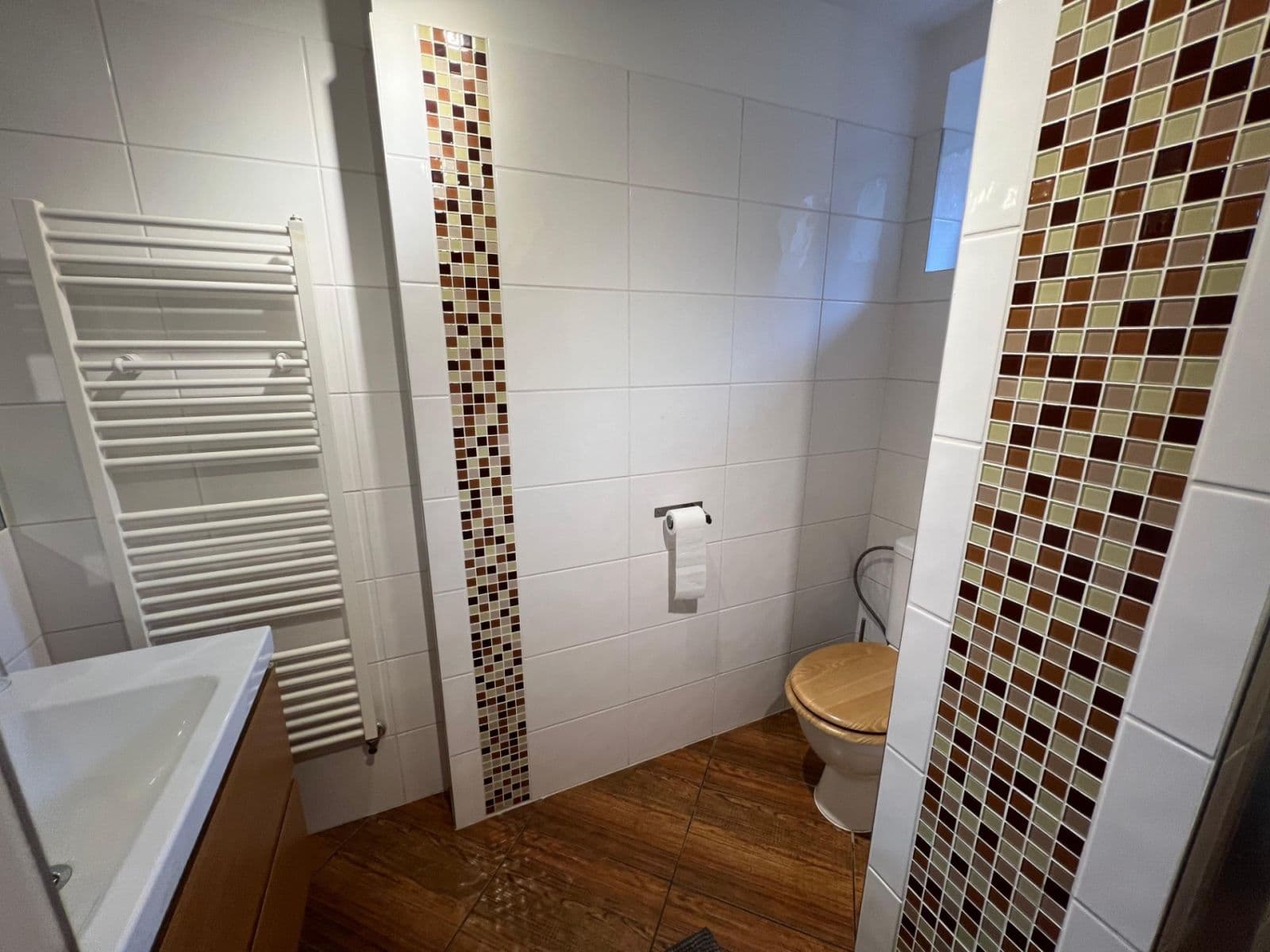 Pronájem bytu 2+kk 30 m², U Vodoteče, Vysoký Újezd, Středočeský kraj Pronájem bytu 2+kk 30 m², U Vodoteče, Vysoký Újezd, Středočeský kraj
