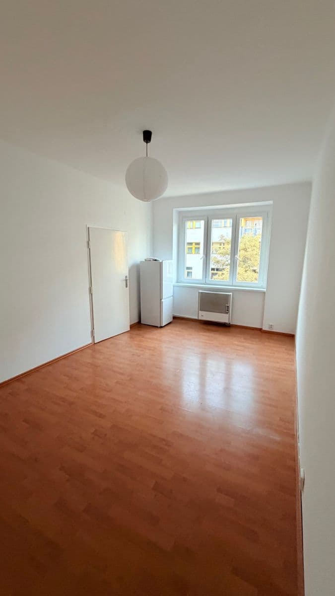 Pronájem bytu Garsoniéra 24 m², Ostrovského, Praha, Praha Pronájem bytu Garsoniéra 24 m², Ostrovského, Praha, Praha