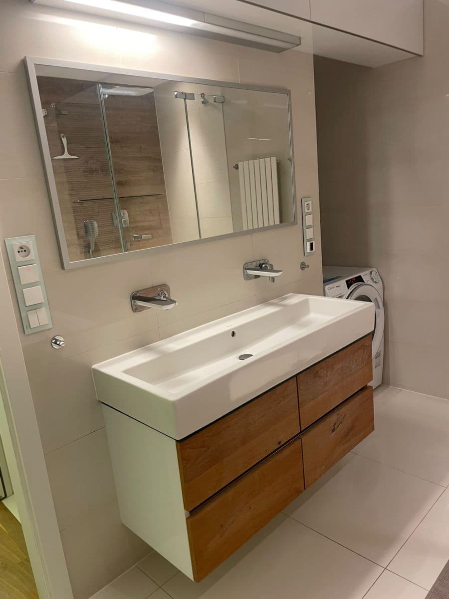 Pronájem bytu 3+kk 70 m², Konradova, Brno, Jihomoravský kraj Pronájem bytu 3+kk 70 m², Konradova, Brno, Jihomoravský kraj