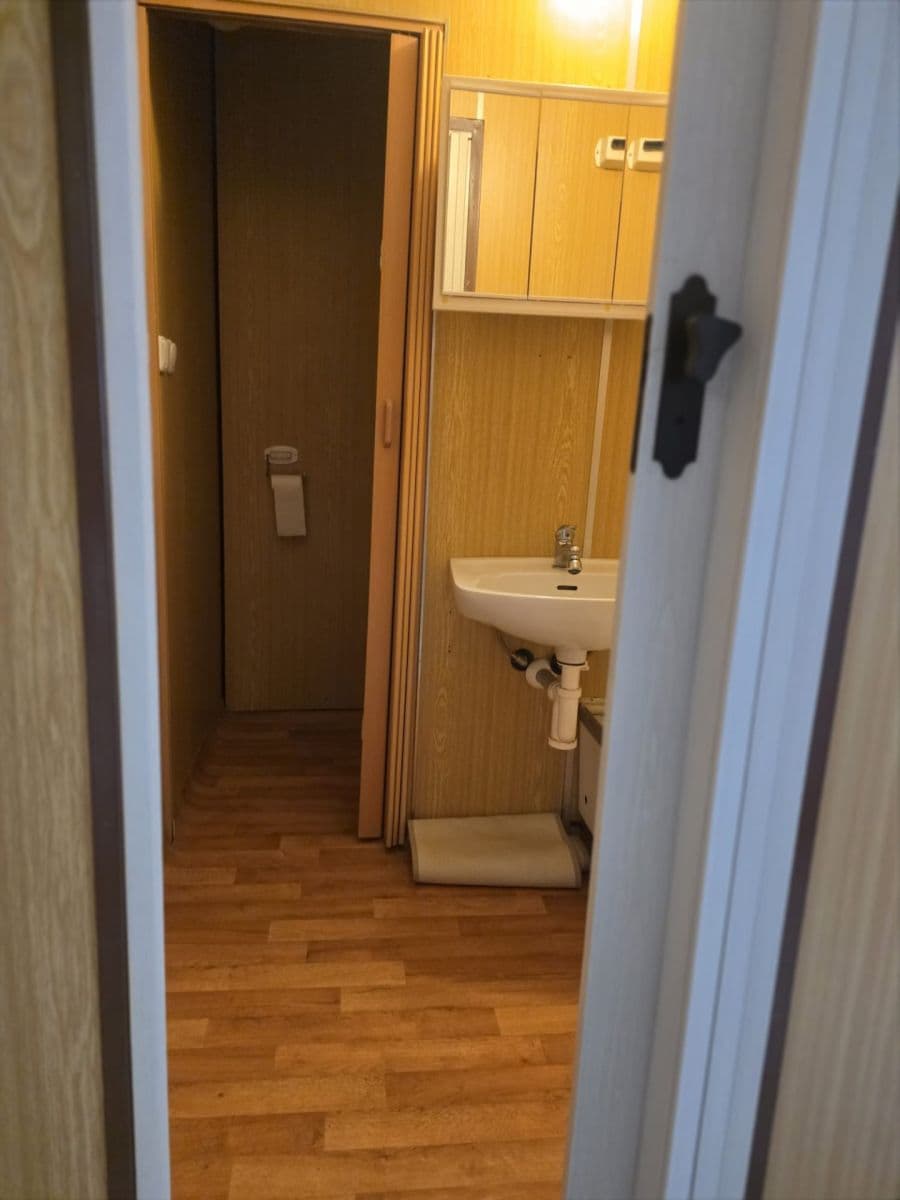 Pronájem bytu 2+kk 43 m², Brandtova, Ústí nad Labem, Ústecký kraj Pronájem bytu 2+kk 43 m², Brandtova, Ústí nad Labem, Ústecký kraj