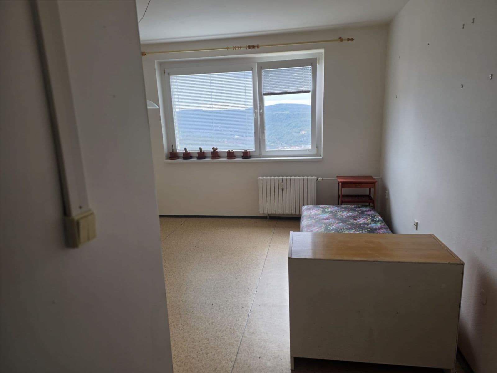 Pronájem bytu 2+kk 43 m², Brandtova, Ústí nad Labem, Ústecký kraj Pronájem bytu 2+kk 43 m², Brandtova, Ústí nad Labem, Ústecký kraj