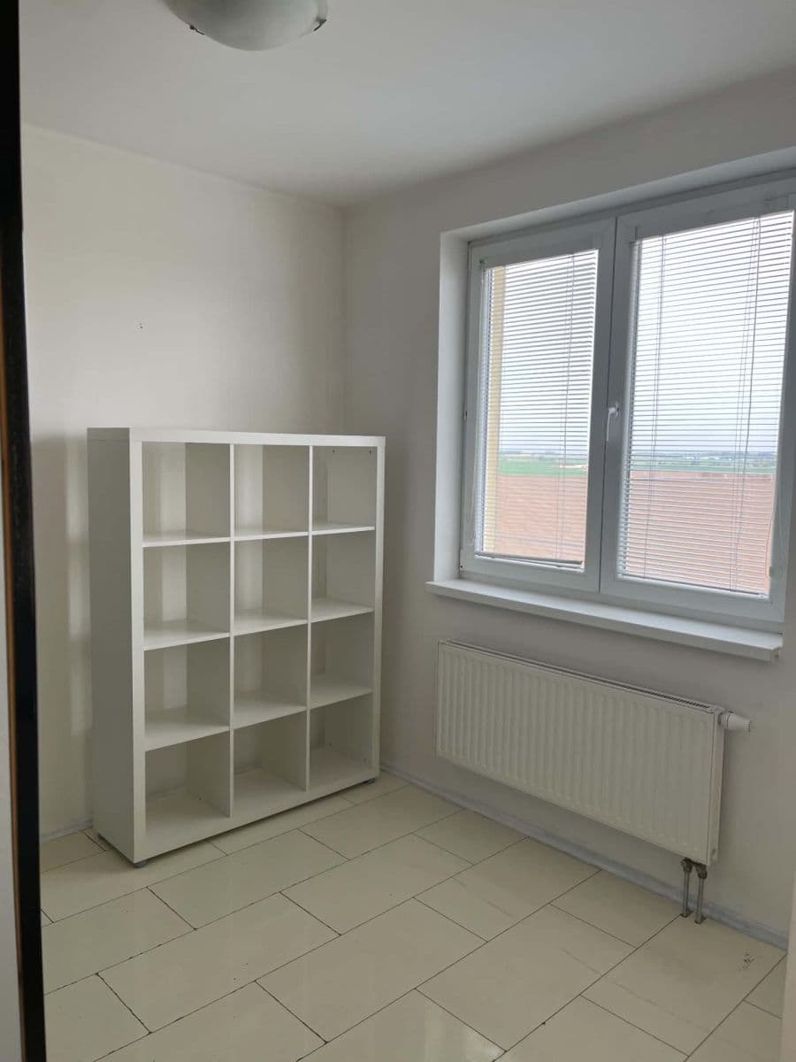 Pronájem bytu 2+kk 53 m², V Honech, Klecany, Středočeský kraj Pronájem bytu 2+kk 53 m², V Honech, Klecany, Středočeský kraj