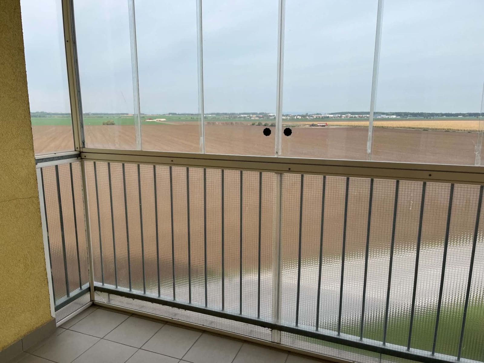 Pronájem bytu 2+kk 53 m², V Honech, Klecany, Středočeský kraj Pronájem bytu 2+kk 53 m², V Honech, Klecany, Středočeský kraj