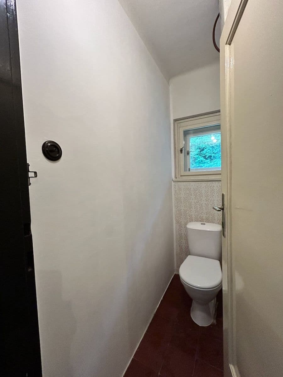 Prodej domu 148 m², pozemek 2.125 m², Chocerady, Středočeský kraj Prodej domu 148 m², pozemek 2.125 m², Chocerady, Středočeský kraj