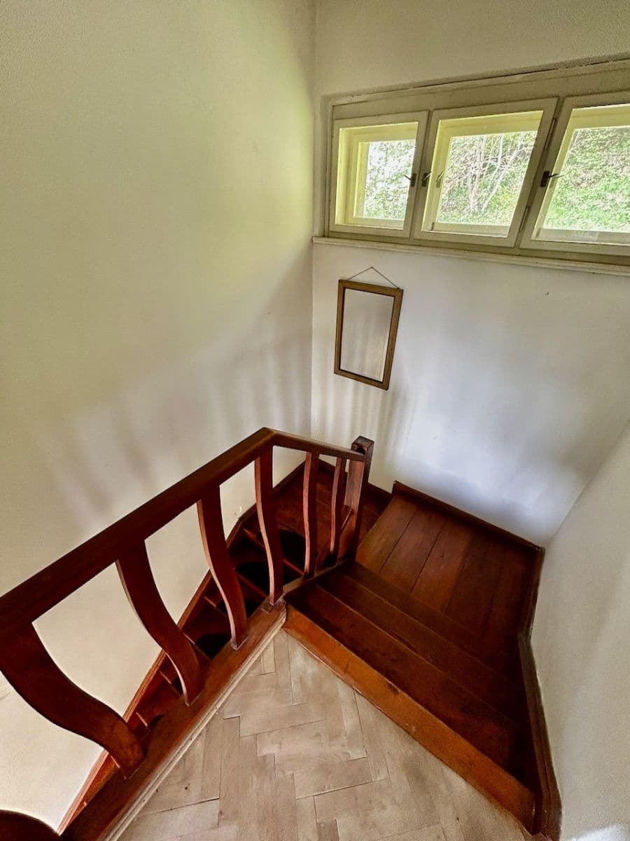 Prodej domu 148 m², pozemek 2.125 m², Chocerady, Středočeský kraj Prodej domu 148 m², pozemek 2.125 m², Chocerady, Středočeský kraj
