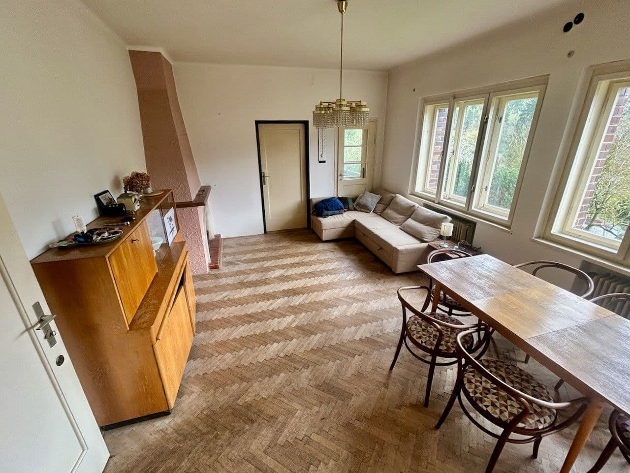 Prodej domu 148 m², pozemek 2.125 m², Chocerady, Středočeský kraj Prodej domu 148 m², pozemek 2.125 m², Chocerady, Středočeský kraj