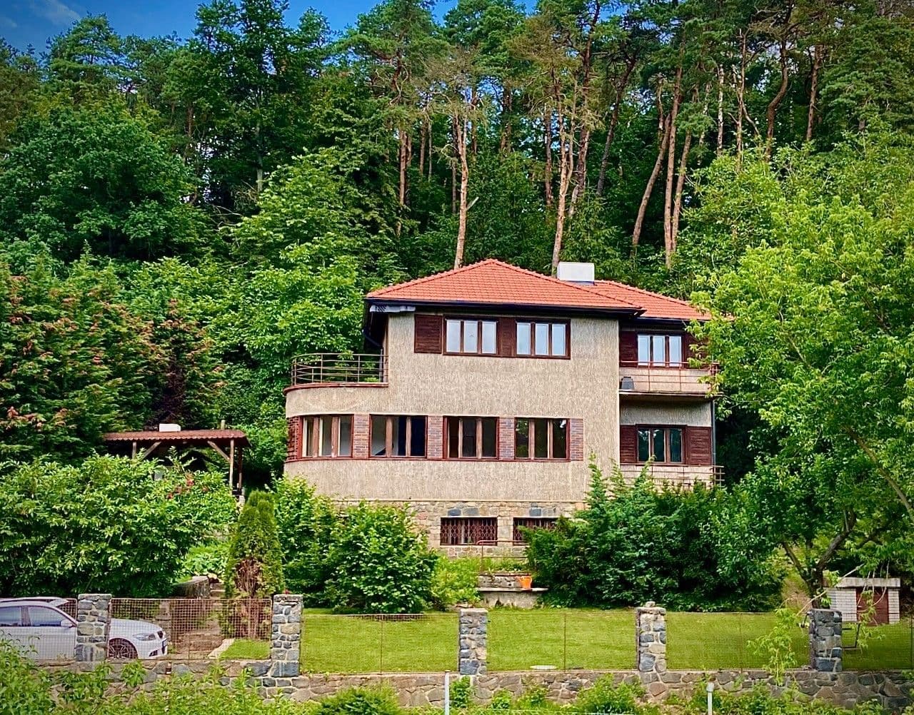 Prodej domu 148 m², pozemek 2.125 m², Chocerady, Středočeský kraj Prodej domu 148 m², pozemek 2.125 m², Chocerady, Středočeský kraj