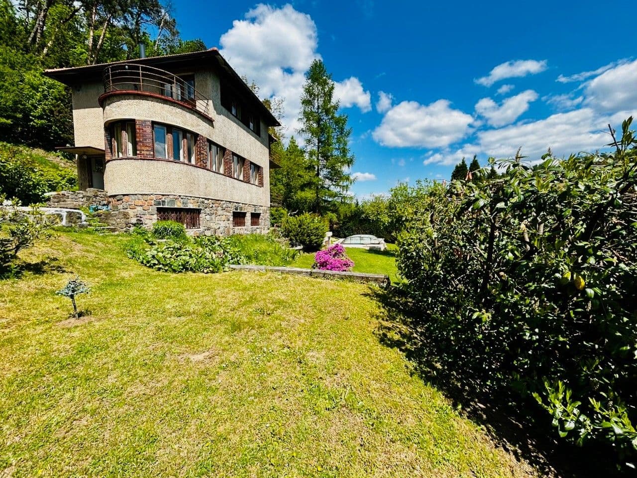 Prodej domu 148 m², pozemek 2.125 m², Chocerady, Středočeský kraj Prodej domu 148 m², pozemek 2.125 m², Chocerady, Středočeský kraj