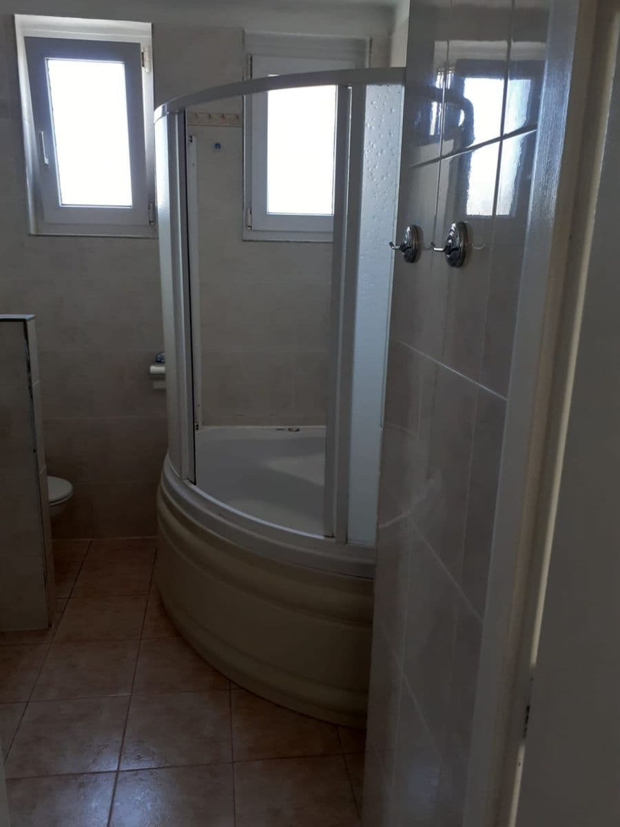 Pronájem bytu 4+1 120 m², K Dýmači, Praha, Praha Pronájem bytu 4+1 120 m², K Dýmači, Praha, Praha