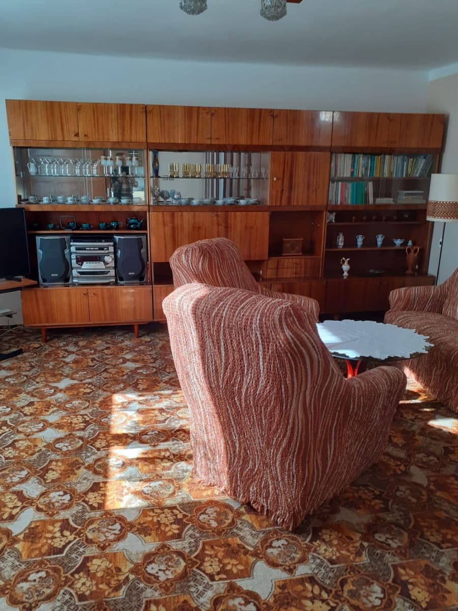 Pronájem bytu 4+1 120 m², K Dýmači, Praha, Praha Pronájem bytu 4+1 120 m², K Dýmači, Praha, Praha