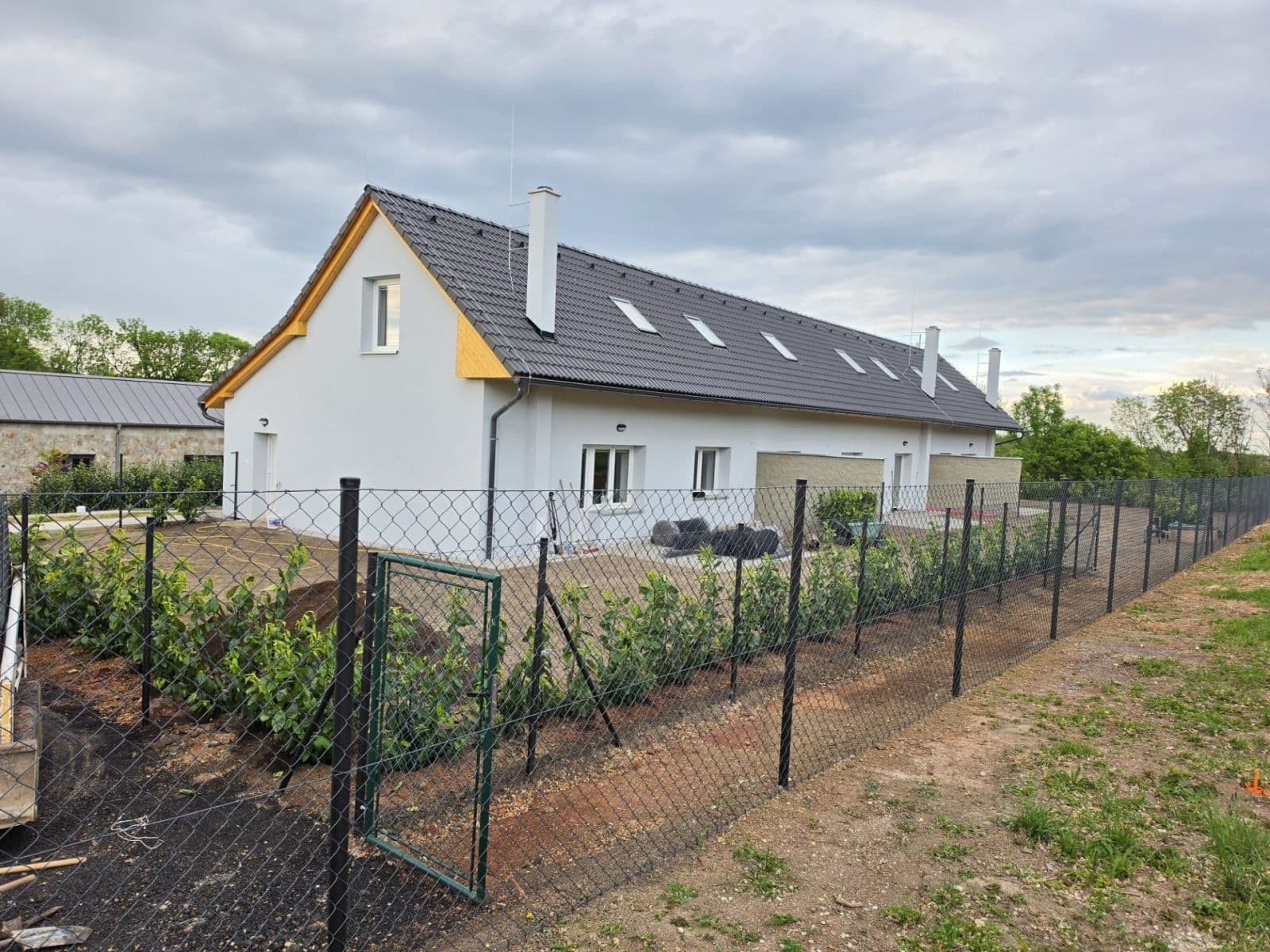 Pronájem domu 110 m², pozemek 299 m², Beřovice, Středočeský kraj Pronájem domu 110 m², pozemek 299 m², Beřovice, Středočeský kraj