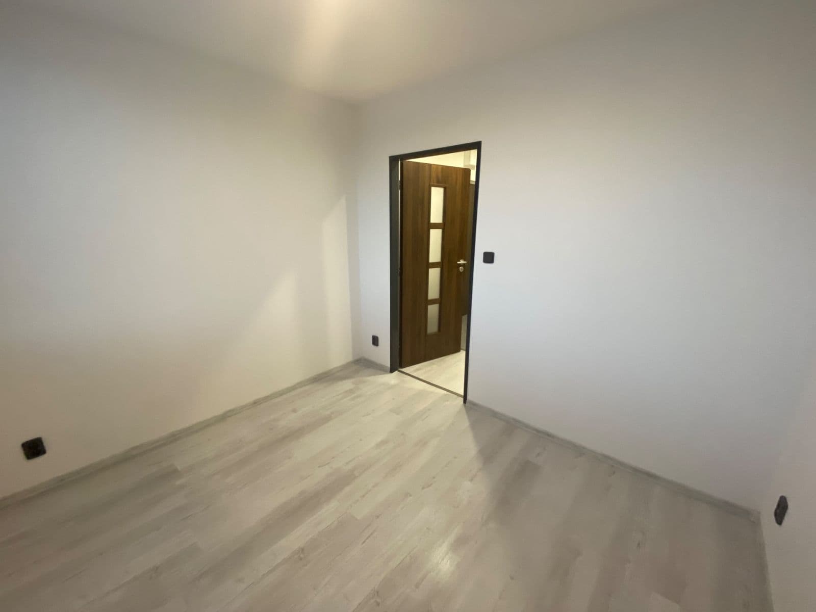 Prodej bytu 2+kk 34 m², Americká, Kladno, Středočeský kraj Prodej bytu 2+kk 34 m², Americká, Kladno, Středočeský kraj