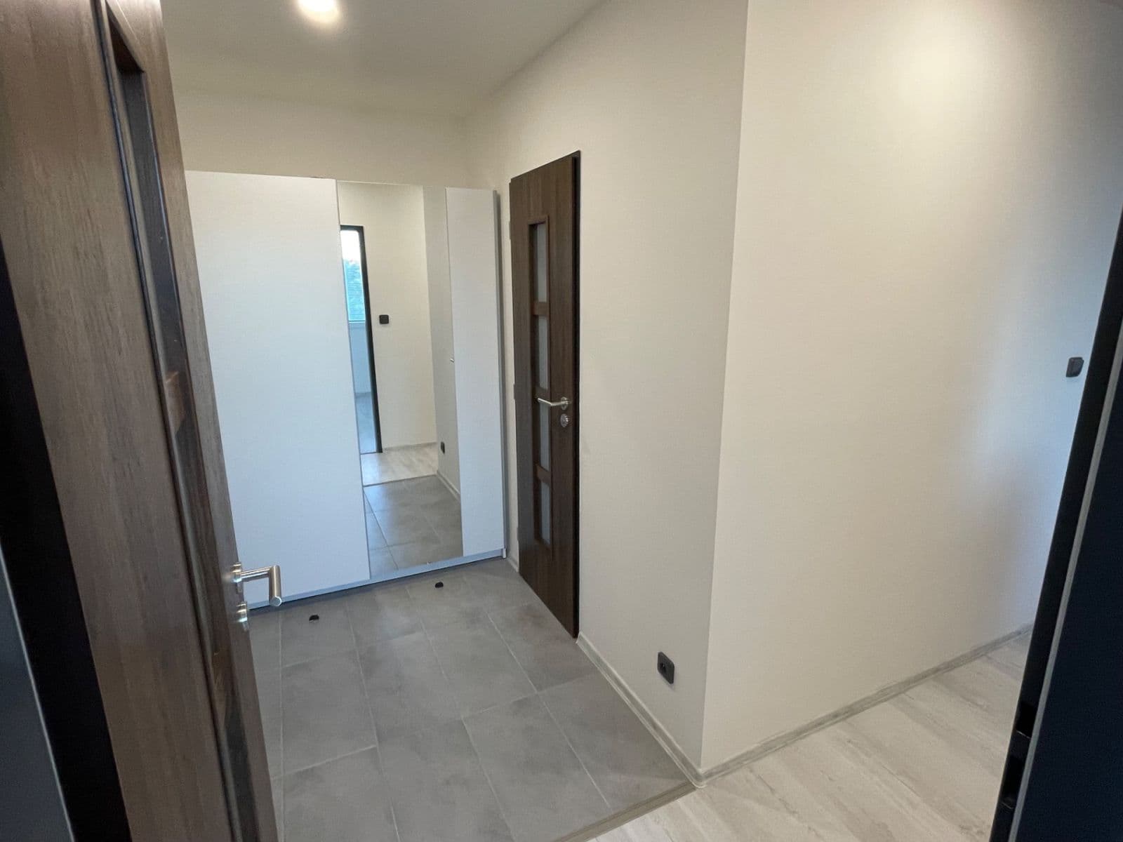 Prodej bytu 2+kk 34 m², Americká, Kladno, Středočeský kraj Prodej bytu 2+kk 34 m², Americká, Kladno, Středočeský kraj