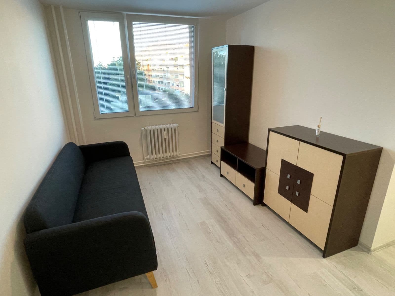 Prodej bytu 2+kk 34 m², Americká, Kladno, Středočeský kraj Prodej bytu 2+kk 34 m², Americká, Kladno, Středočeský kraj