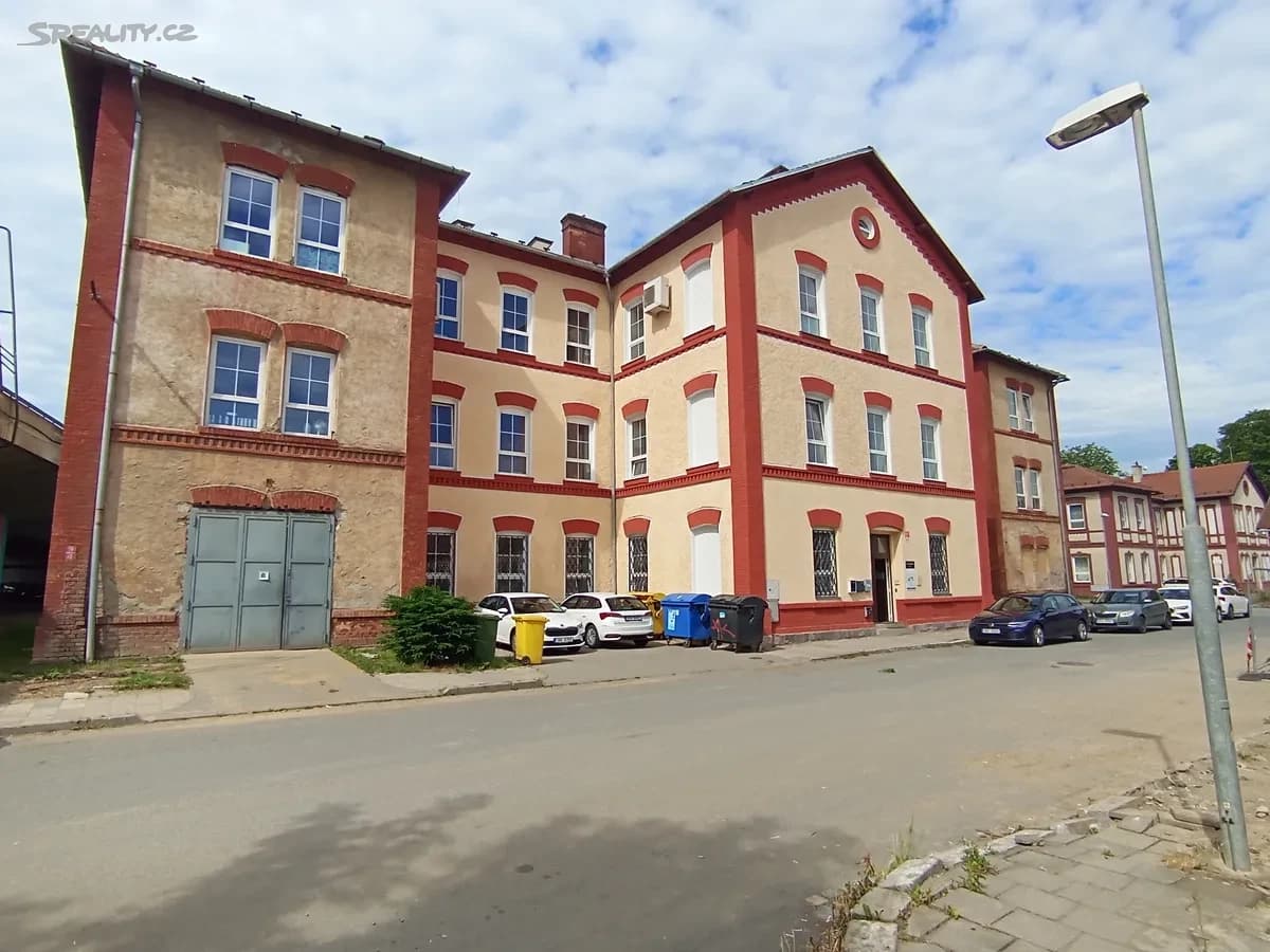 Pronájem kanceláře 25 m², Holická, Olomouc, Olomoucký kraj Pronájem kanceláře 25 m², Holická, Olomouc, Olomoucký kraj