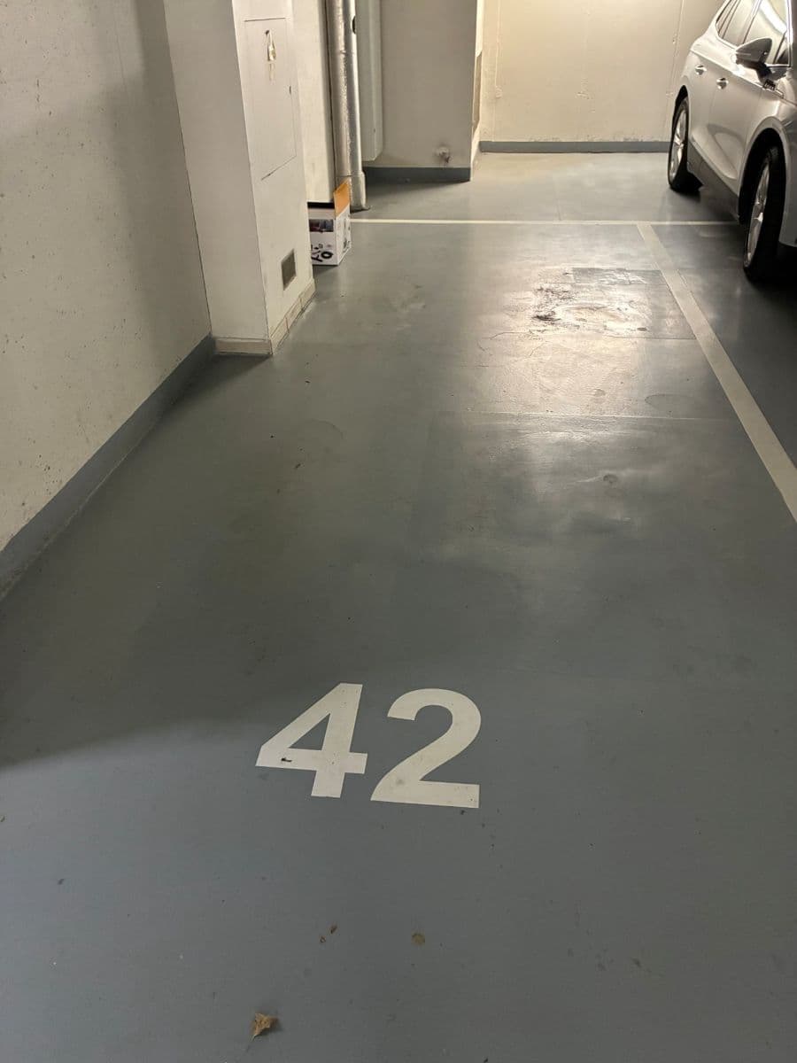 Pronájem garáže 15 m², Na Hroudě, Praha, Praha Pronájem garáže 15 m², Na Hroudě, Praha, Praha