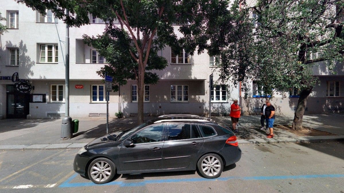 Pronájem bytu 3+1 60 m², Biskupcova, Praha, Praha Pronájem bytu 3+1 60 m², Biskupcova, Praha, Praha