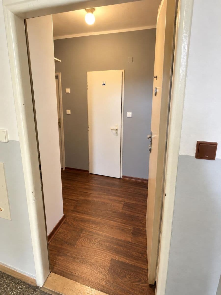 Prodej bytu 2+1 51 m², I. P. Pavlova, Krnov, Moravskoslezský kraj Prodej bytu 2+1 51 m², I. P. Pavlova, Krnov, Moravskoslezský kraj