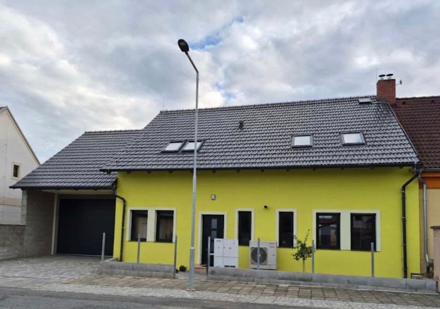 Pronájem bytu 4+kk 100 m², Revoluční, Přeštice, Plzeňský kraj Pronájem bytu 4+kk 100 m², Revoluční, Přeštice, Plzeňský kraj