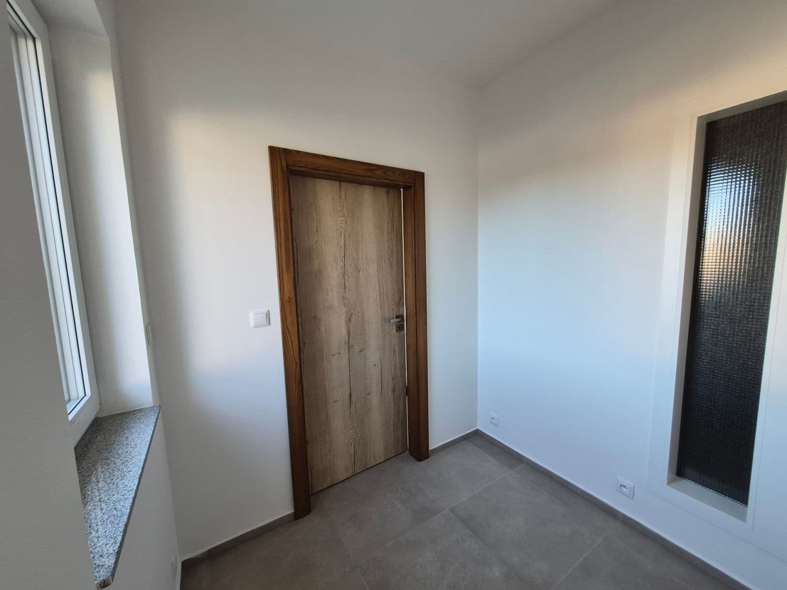 Pronájem bytu 4+kk 100 m², Revoluční, Přeštice, Plzeňský kraj Pronájem bytu 4+kk 100 m², Revoluční, Přeštice, Plzeňský kraj