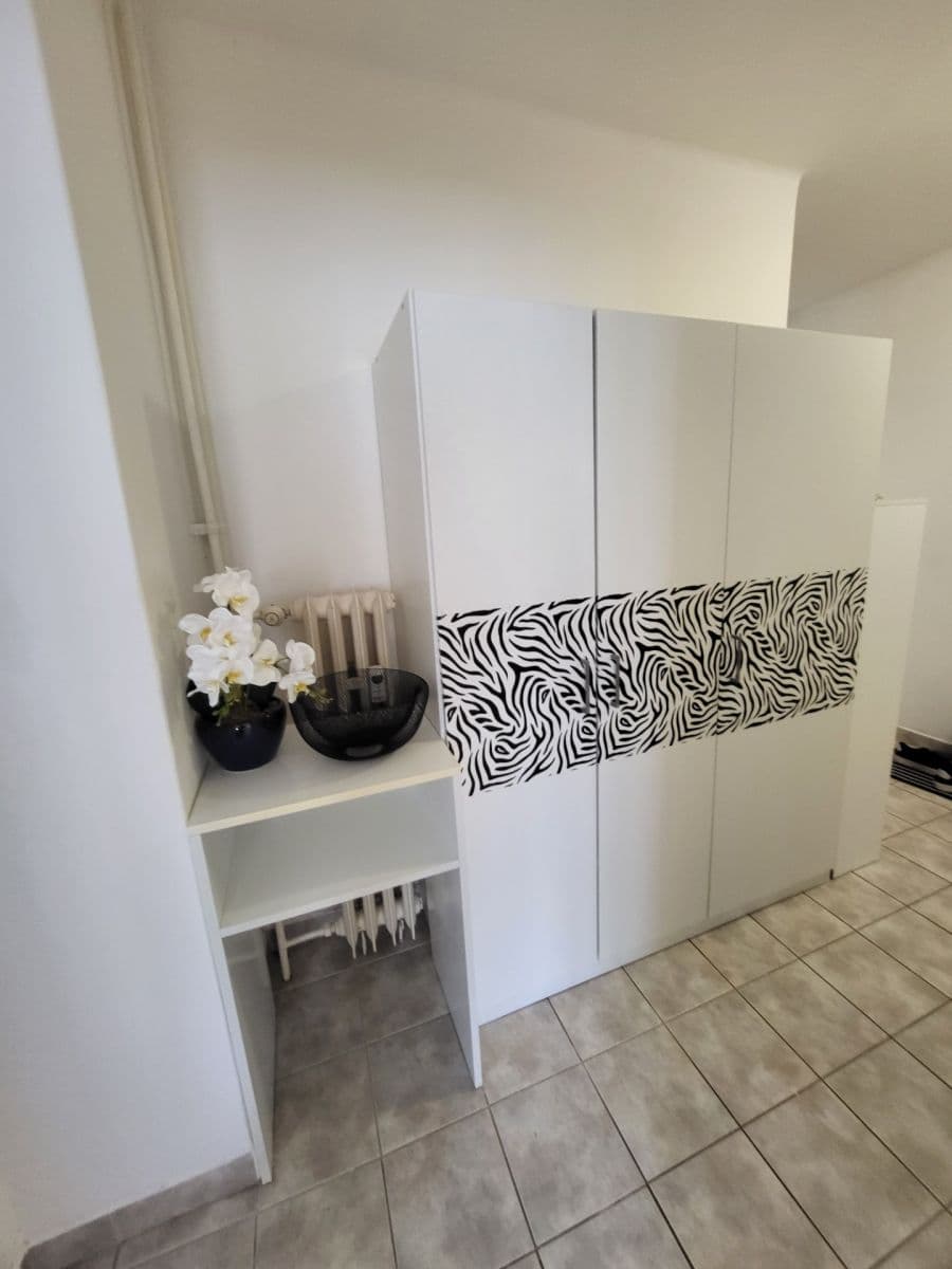 Pronájem bytu 2+1 56 m², Špálova, Olomouc, Olomoucký kraj Pronájem bytu 2+1 56 m², Špálova, Olomouc, Olomoucký kraj