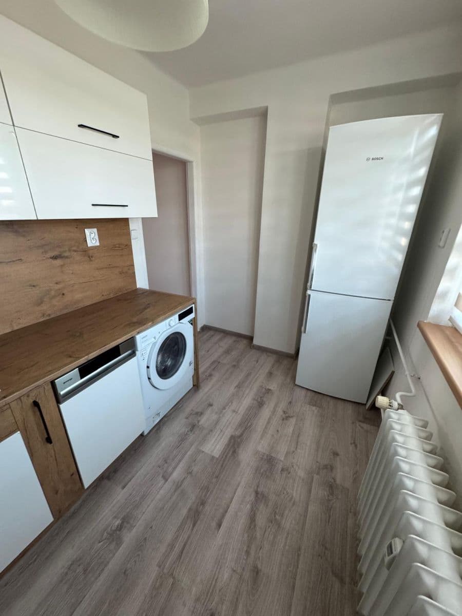 Pronájem bytu 2+1 53 m², Bachmačská, Ostrava, Moravskoslezský kraj Pronájem bytu 2+1 53 m², Bachmačská, Ostrava, Moravskoslezský kraj