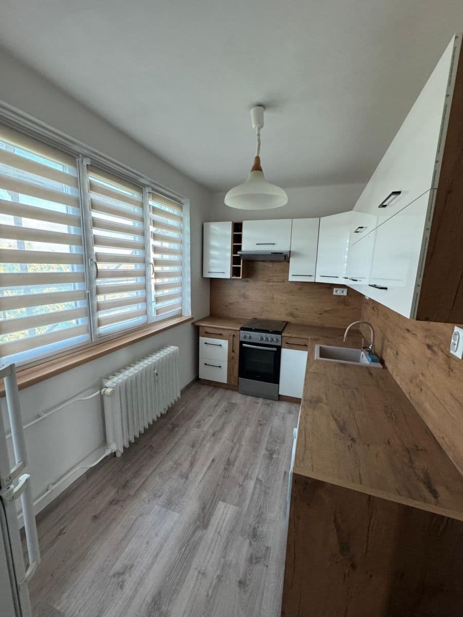 Pronájem bytu 2+1 53 m², Bachmačská, Ostrava, Moravskoslezský kraj Pronájem bytu 2+1 53 m², Bachmačská, Ostrava, Moravskoslezský kraj