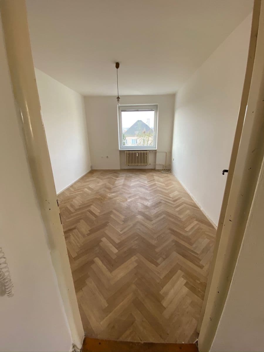 Pronájem bytu 2+1 65 m², Neředínská, Olomouc, Olomoucký kraj Pronájem bytu 2+1 65 m², Neředínská, Olomouc, Olomoucký kraj