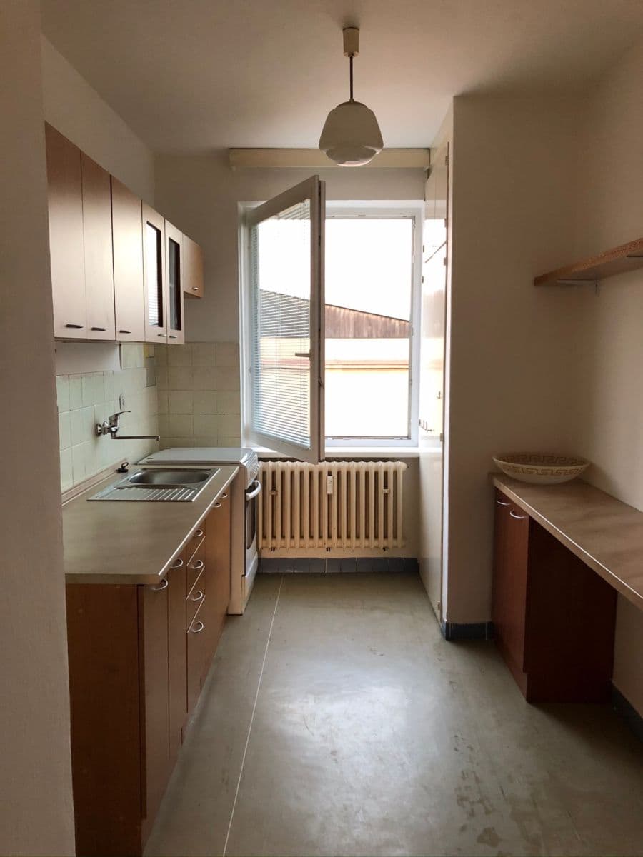 Pronájem bytu 2+1 65 m², Neředínská, Olomouc, Olomoucký kraj Pronájem bytu 2+1 65 m², Neředínská, Olomouc, Olomoucký kraj