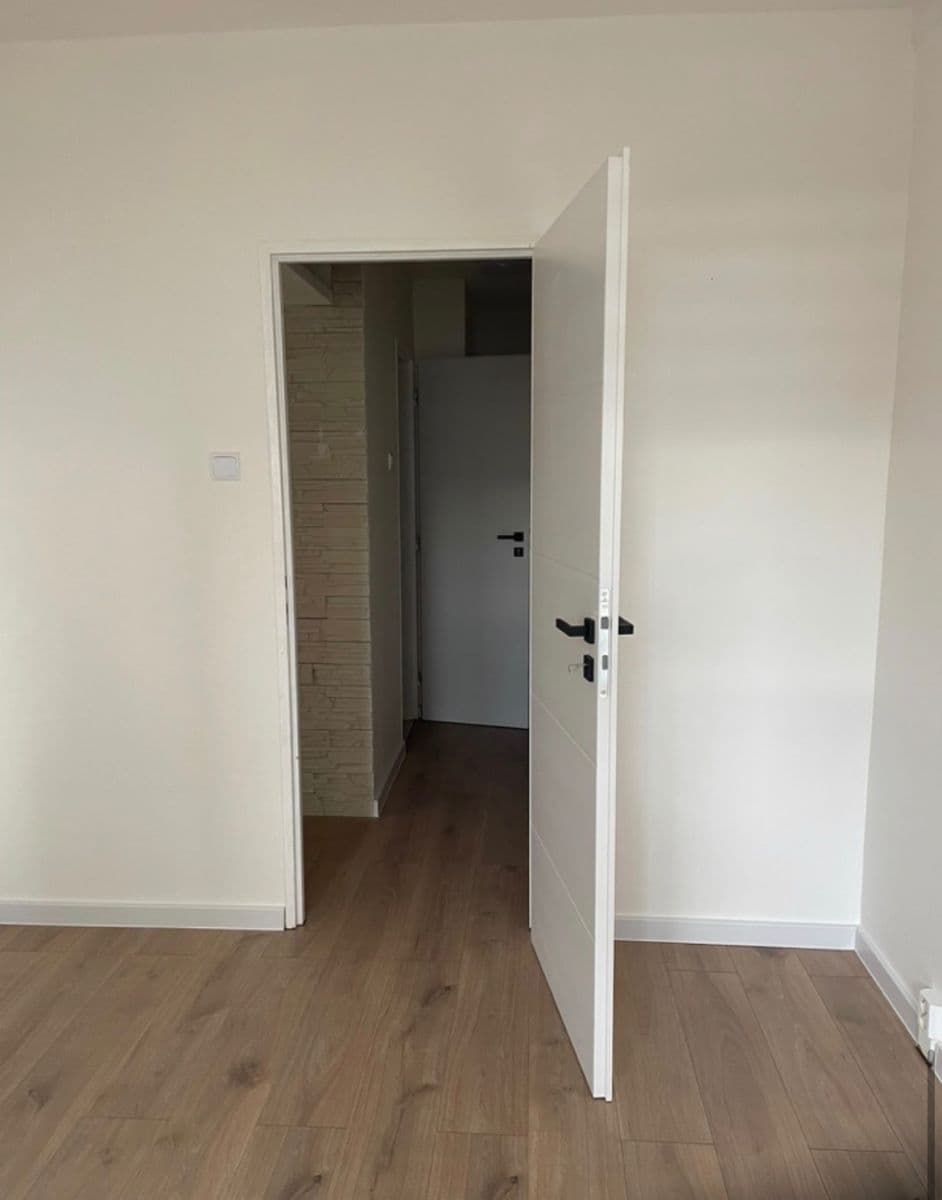 Pronájem bytu 2+kk 42 m², Višňová, Most, Ústecký kraj Pronájem bytu 2+kk 42 m², Višňová, Most, Ústecký kraj
