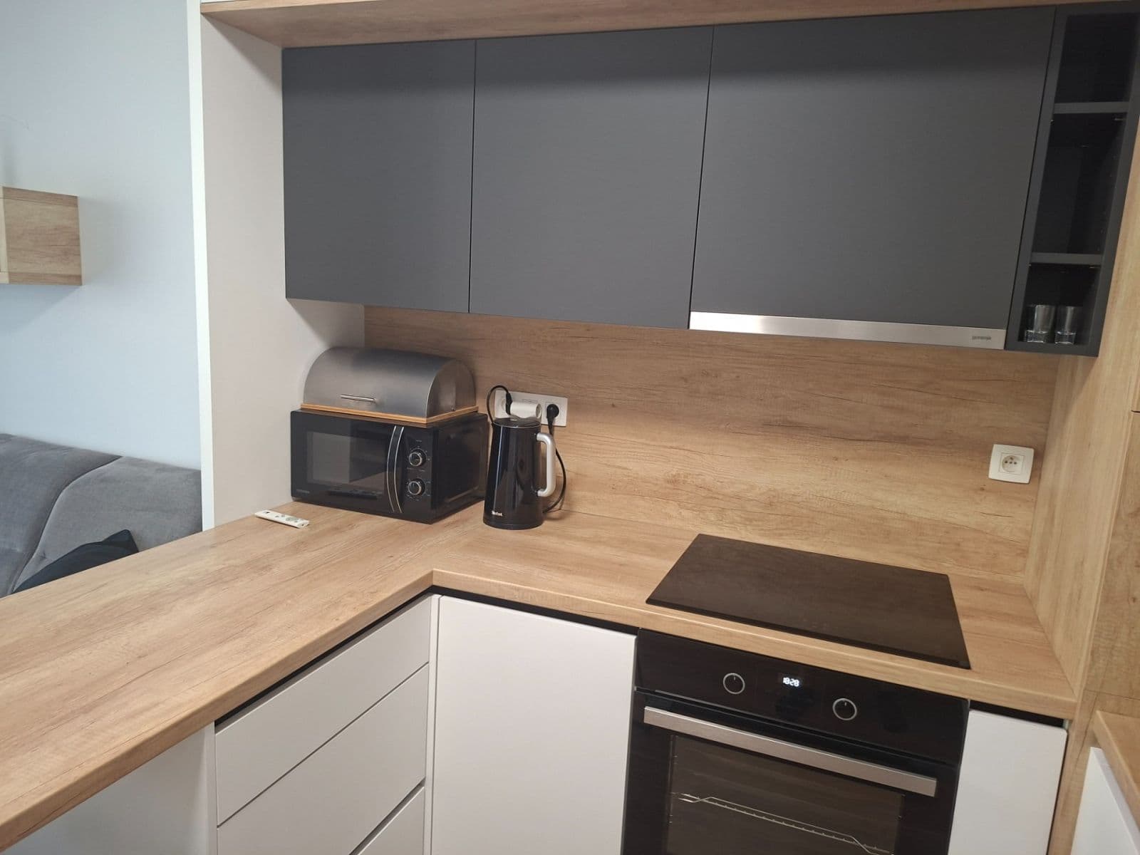 Pronájem bytu 2+1 44 m², Veterná, Trnava, Trnavský kraj Pronájem bytu 2+1 44 m², Veterná, Trnava, Trnavský kraj