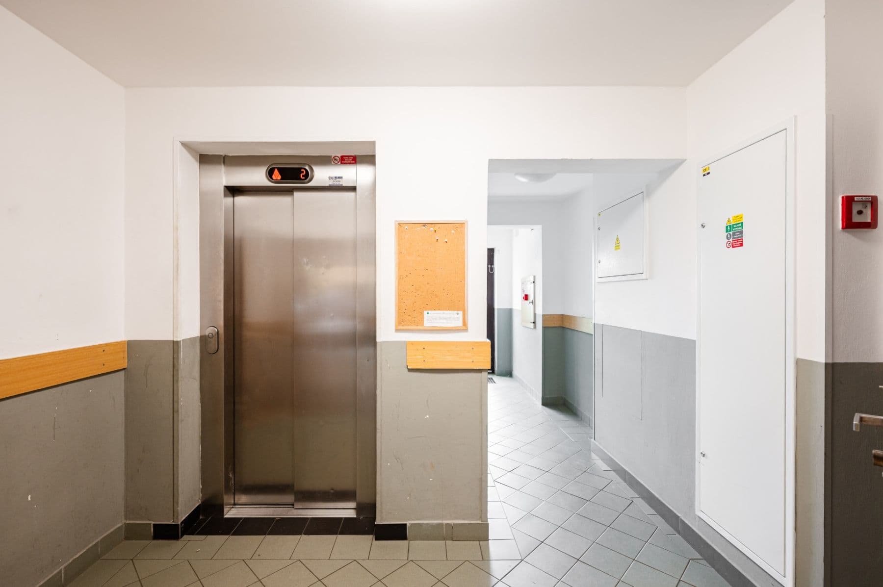Prodej bytu 3+1 75 m², Doupovská, Praha, Praha Prodej bytu 3+1 75 m², Doupovská, Praha, Praha