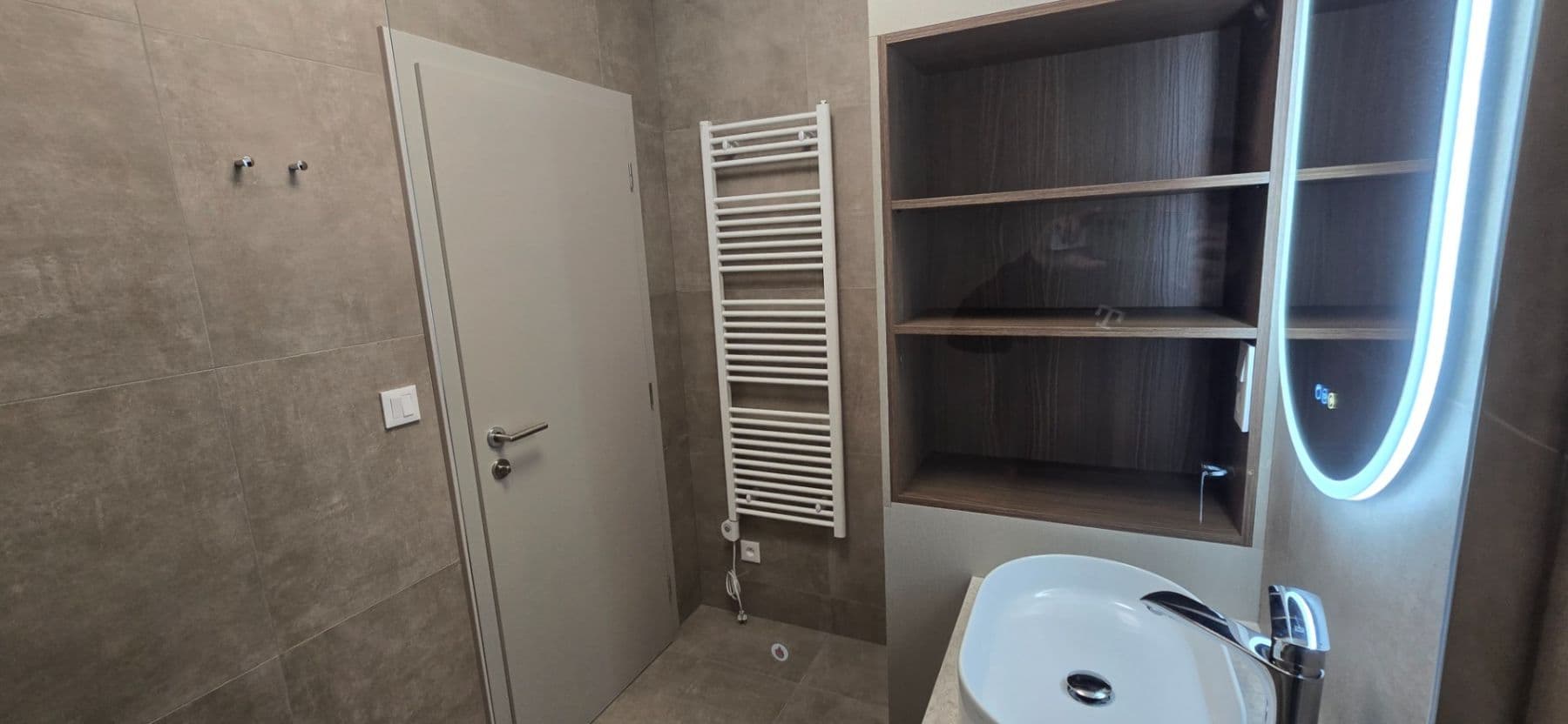 Pronájem bytu 2+1 52 m², Česká, Prešov, Prešovský kraj Pronájem bytu 2+1 52 m², Česká, Prešov, Prešovský kraj