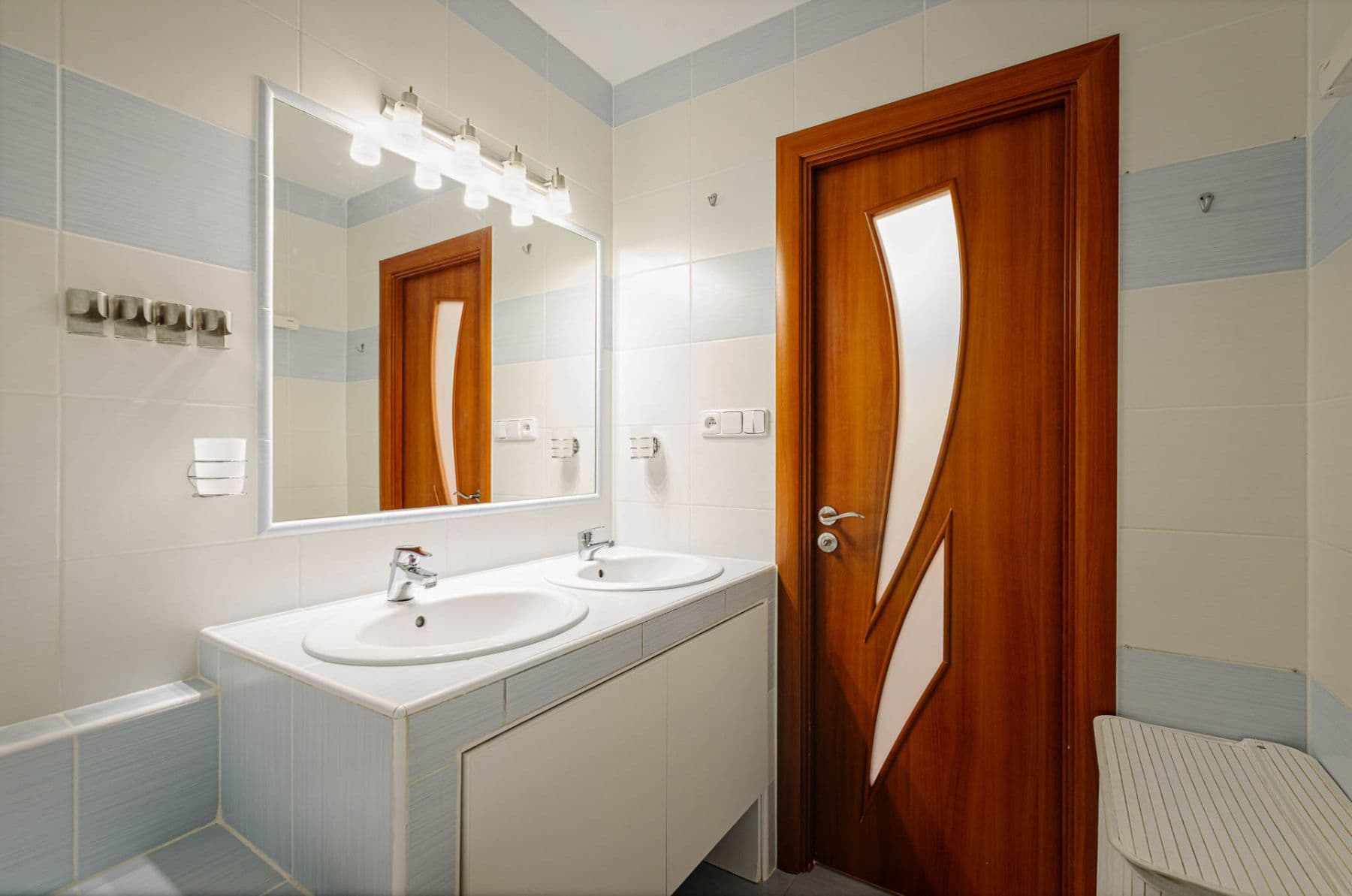 Prodej bytu 3+1 70 m², Nad přehradou, Praha, Praha Prodej bytu 3+1 70 m², Nad přehradou, Praha, Praha