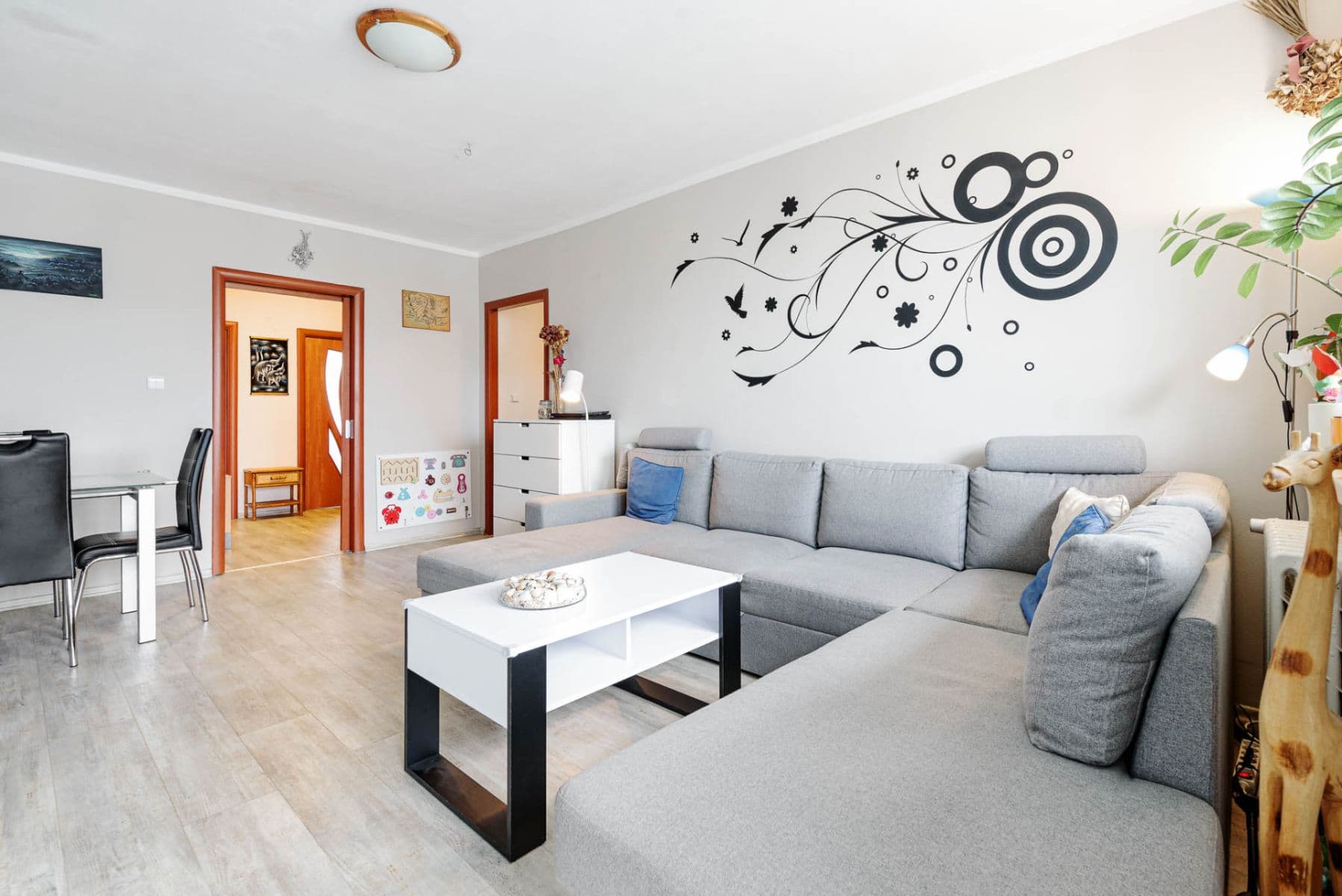 Prodej bytu 3+1 70 m², Nad přehradou, Praha, Praha Prodej bytu 3+1 70 m², Nad přehradou, Praha, Praha