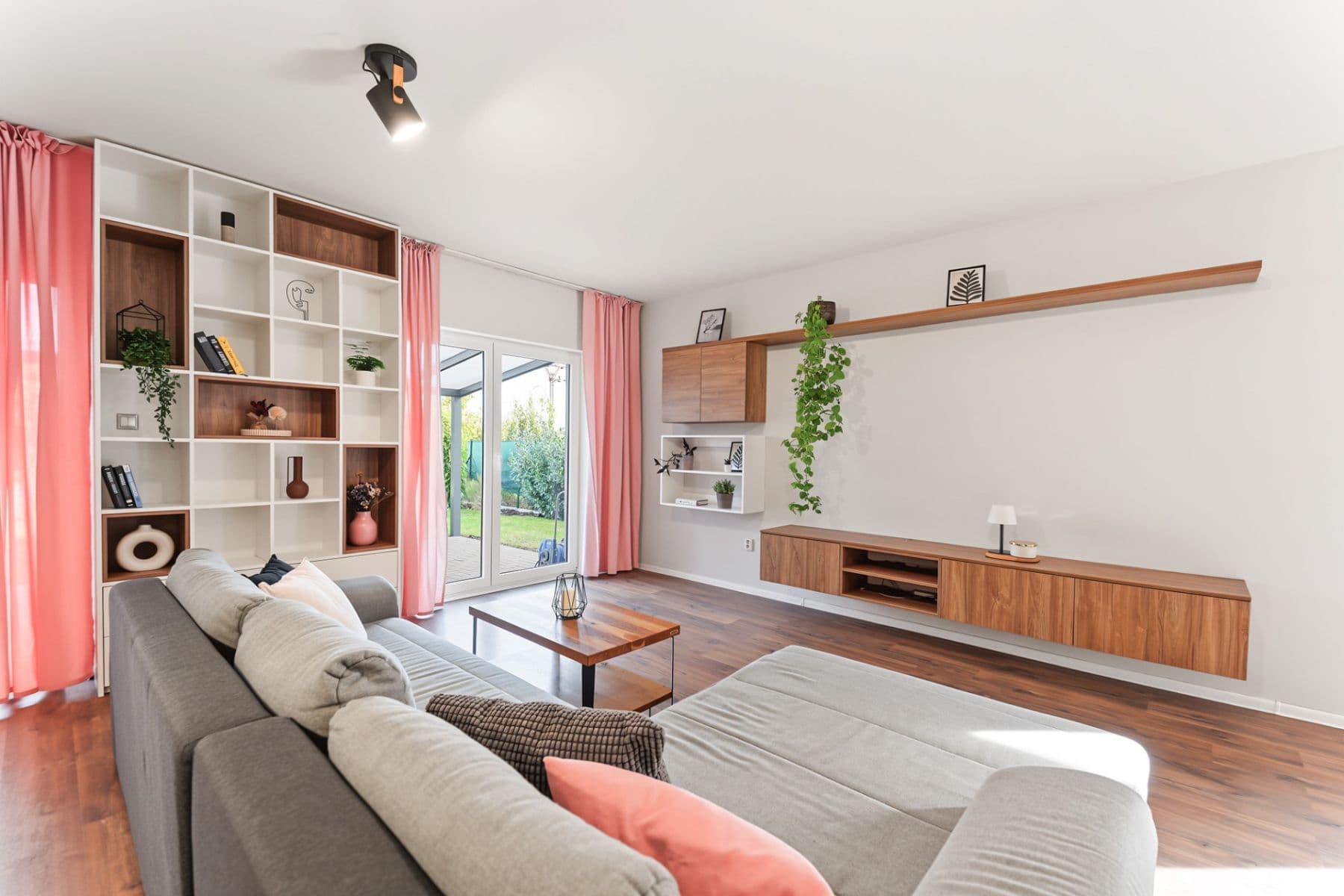 Prodej domu 120 m², pozemek 474 m², K Vlkánici, Bašť, Středočeský kraj Prodej domu 120 m², pozemek 474 m², K Vlkánici, Bašť, Středočeský kraj