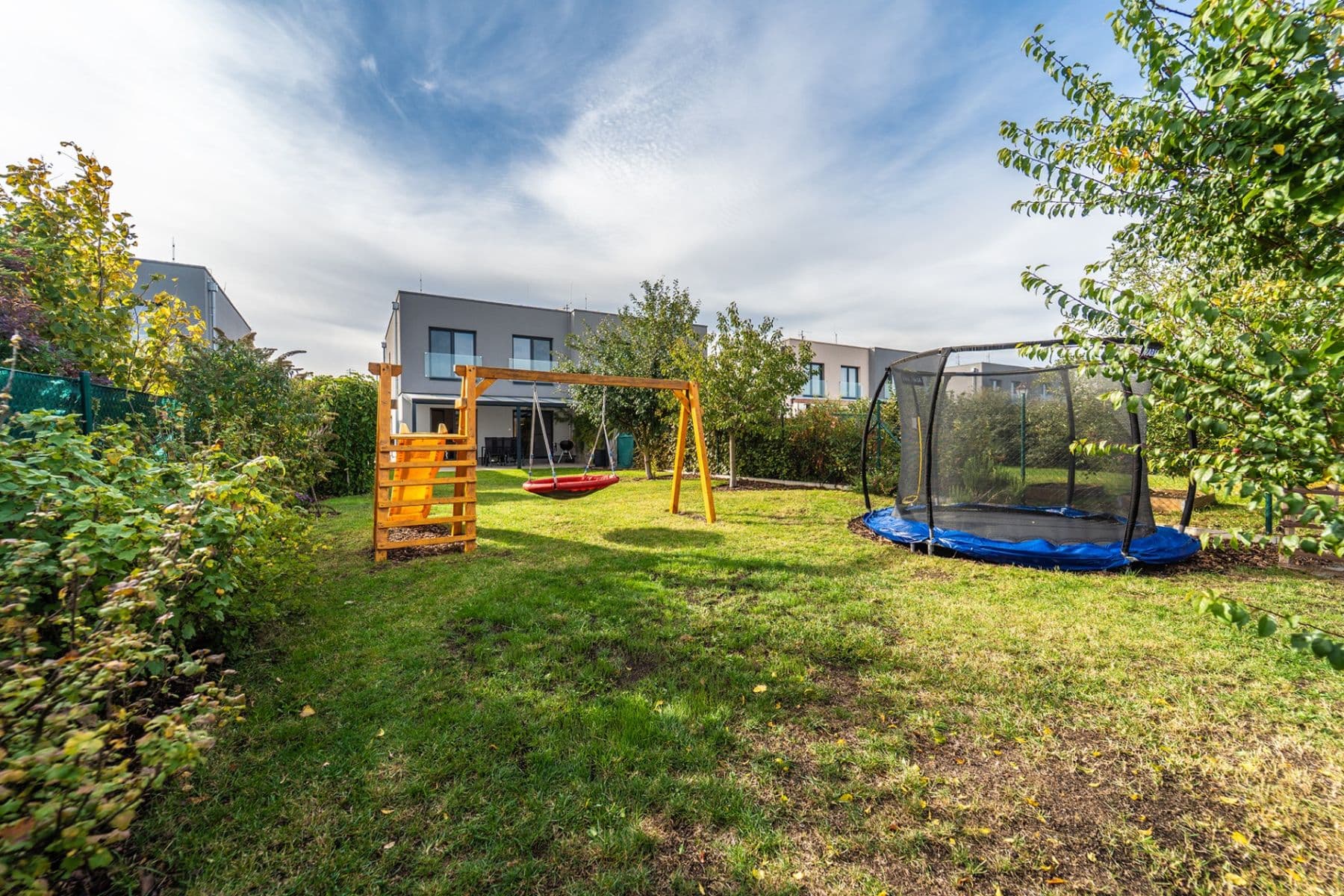 Prodej domu 120 m², pozemek 474 m², K Vlkánici, Bašť, Středočeský kraj Prodej domu 120 m², pozemek 474 m², K Vlkánici, Bašť, Středočeský kraj