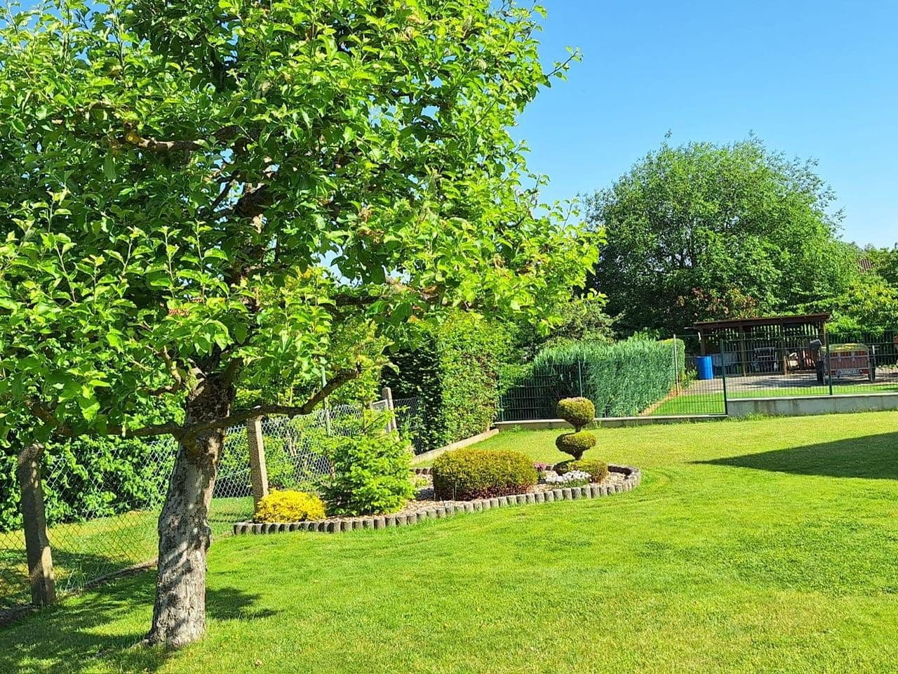 Prodej domu 113 m², pozemek 480 m², Wolfsburg Sülfeld, Dolní Sasko Prodej domu 113 m², pozemek 480 m², Wolfsburg Sülfeld, Dolní Sasko