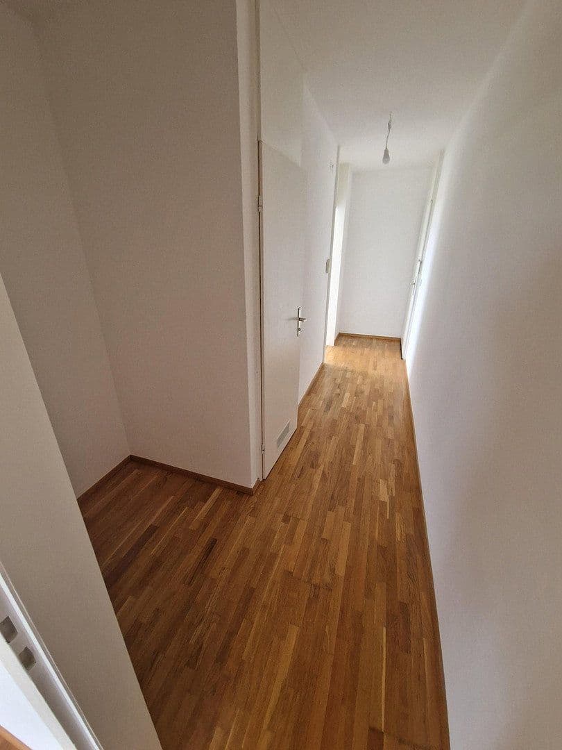 Pronájem bytu 4+1 78 m², Unterhaching, Bavorsko Pronájem bytu 4+1 78 m², Unterhaching, Bavorsko