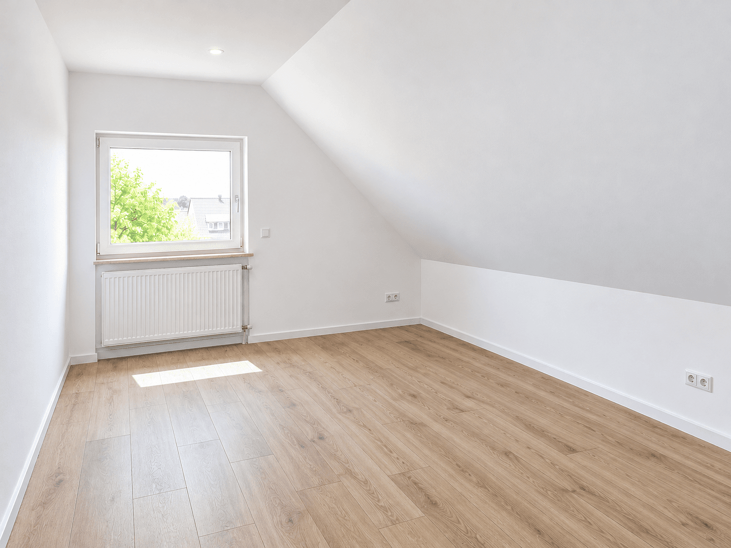 Pronájem bytu 5+1 115 m², Mönchengladbach, Severní Porýní-Vestfálsko Pronájem bytu 5+1 115 m², Mönchengladbach, Severní Porýní-Vestfálsko